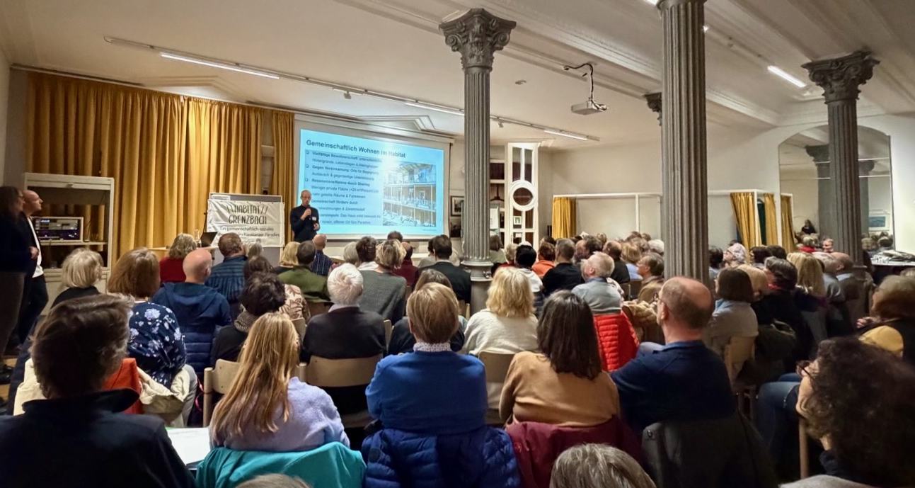 Volles Haus beim Informationsabend